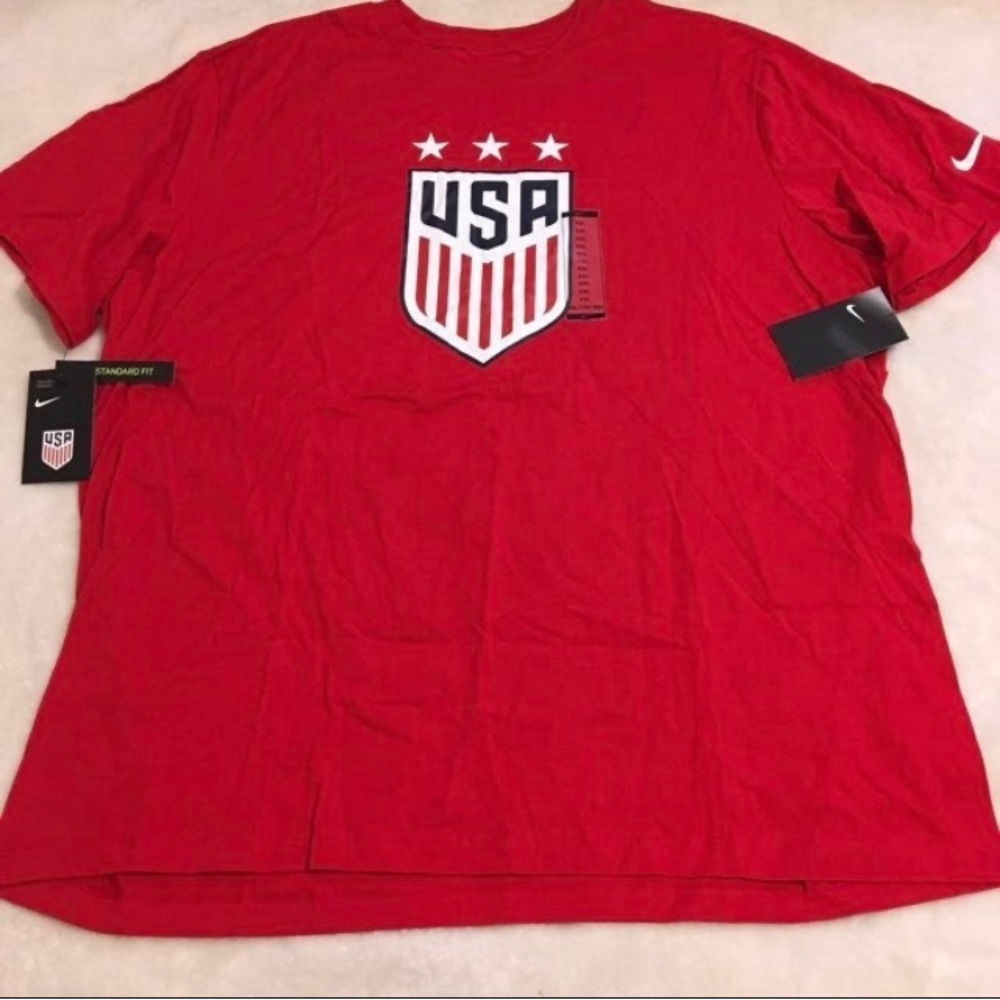Nike USA Sports Soccer Team Red Tshirt